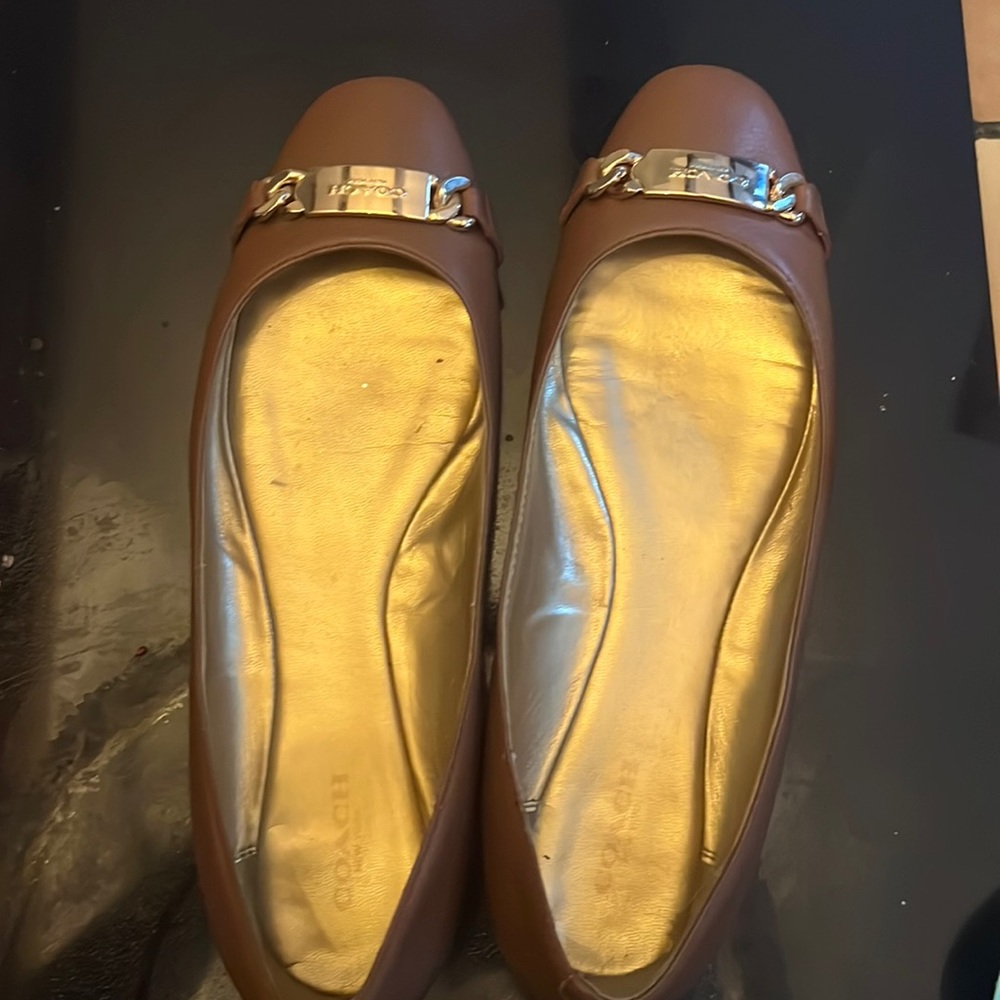 Coach flats